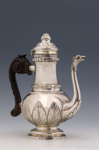 Cafetière en argent