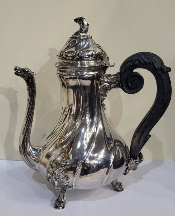 Cafetière en argent - VENDUE