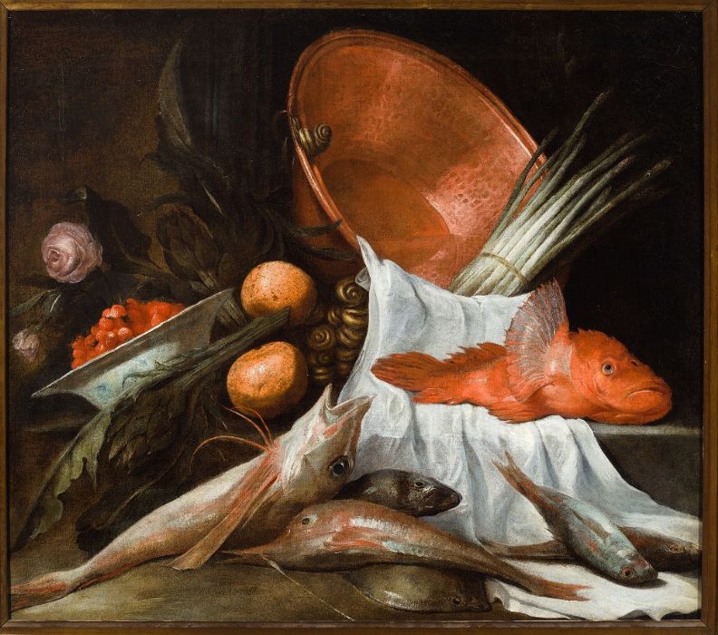Bodegón con pescado, verduras, rosa y cuenca de cobre.
    